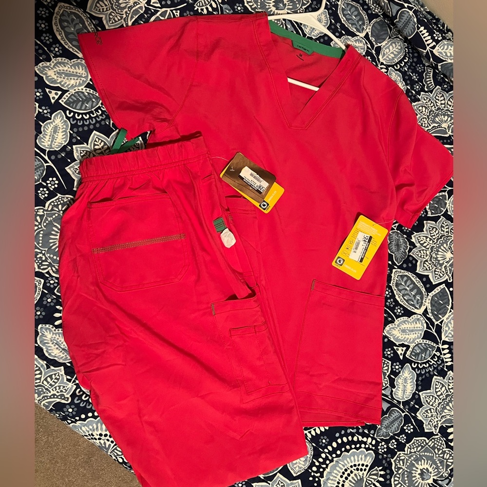 NWT Scrub set
